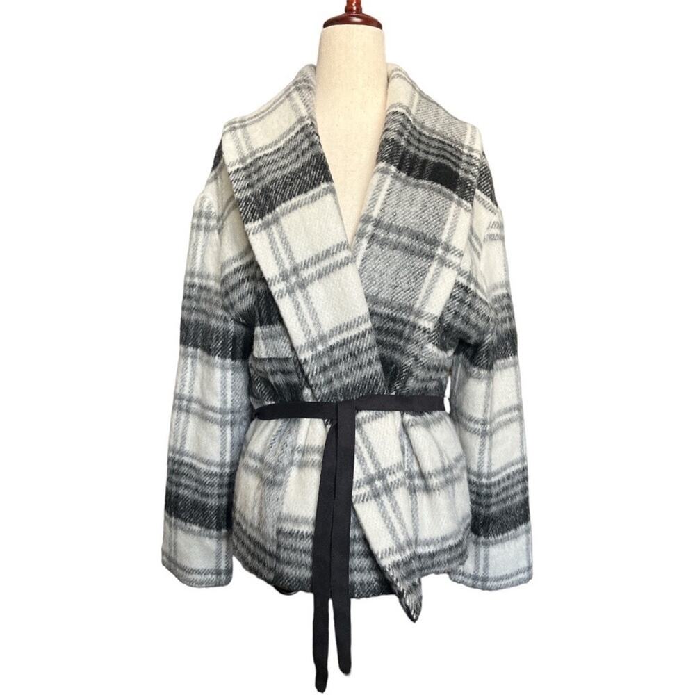 NWT BB Dakota‎ Wool Blend Black White Grey Plaid Wrap Belted Jacket Sz M